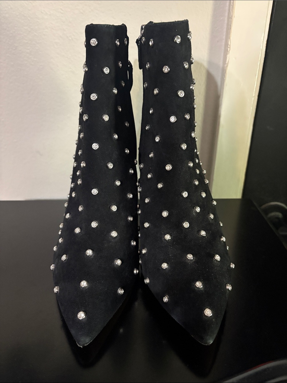 Alice & Olivia sz 10 Black Studded Suede Ankle Boots - Women's Fashion Booties - Picture 3 of 9